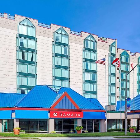 Ramada By Wyndham Niagara Falls/Fallsview Hotel Exterior foto